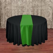 Green Table Runner On Black Table Cloth Green Table Runner Green Table Black Table