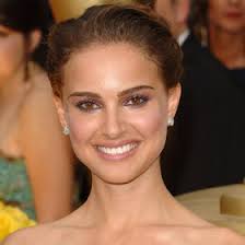 Natalie Portman's hairdo by Kevin Mancuso