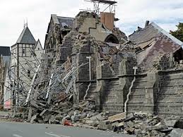 Der tsunami richtete schäden in 11 weiteren ländern an. Neuseeland Christchurch