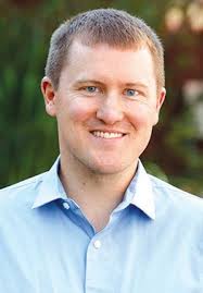 Geoff Ford's Instagram, Twitter & Facebook