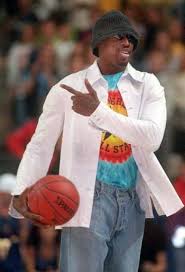 Schon allein bei dem gedanken an diese new york knicks legende erscheint das bild dieses 2,13 meter großen und 109 kg schweren. Nba Hip Hop Stopp Mehr Sport Faz