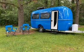 These trailers are light and easy to tow and maneuver while driving, so below we have a roundup of the 15 best small travel trailers under 3,000 pounds. The Cortes Campers Travel Trailer Is Built To Last Smart Lightweight Pretty Autoevolution