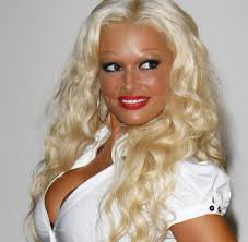 Ohne besondere leistungen ist daniela katzenberger. Wie Verona Pooth Daniela Katzenberger Hilft Sie Jetzt Am Telefon Welt