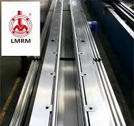 What are the main benefits of using adjustable dies in plate ...
