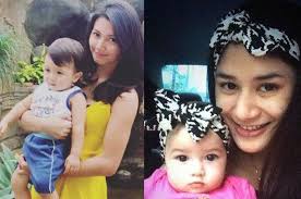 Artis meninggal dunia hari ini, artis indonesia meninggal 2019, artis meninggal 2019, artis cilik indonesia yg meninggal, berita orang meninggal hari ini last record about beautyfull berita artis hari ini meninggal. Deretan Artis Ini Meninggal Dunia Di Usia Muda Dan Tinggalkan Buah Hati Begini Nasib Anak Anaknya Sekarang Semua Halaman Sajian Sedap