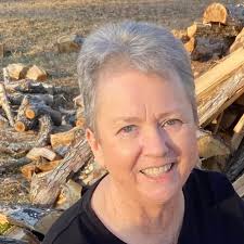 I knew I wasn't crazy… I kept smelling something awful and couldn't figure  out where it was coming from. 🤢 So I started checking around the house and  tell me why I