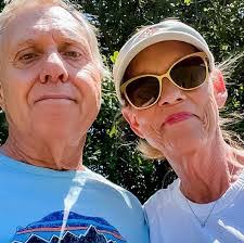 Kim Kimberling's Instagram, Twitter & Facebook