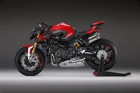 Case in point, the braking system. Mv Agusta Brutale 1000 Rr