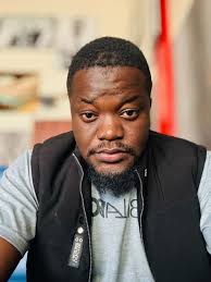 A Generation of Young Christians... 1. We are always right and we never  accept correction..A corrector is seen as an enemy. 2. We love to sing in  church, but do not read