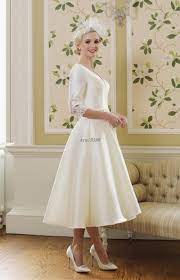 Check spelling or type a new query. Grosshandel 2020 Garten Kurze Brautkleider Tee Lange Satin Mit V Ausschnitt Spitze Rucken Brautkleider Mit 3 4 Langen Armeln Jahrgang 1960 50s Brautkleider Von Armi9388 113 11 Auf De Dhgate Com Dhgate