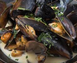 Moules A La Normande Recette Recette Moules Recette Moules Vin Blanc Recette Moules Creme
