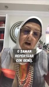 İyi akşamlar yıllardır Arapça'nın için de olan Arapcasiz onsuz olmazsa  olmazlarindan kıymetli Dr.Necla yasdiman hocamız bu akşam saat dokuz da  canlı yayınla Arapça dersi grubumuzda bizlerle birlikte ...
