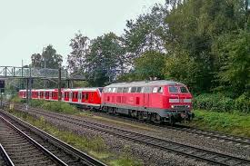 Der Erste S Bahnzug Der Baureihe 490 Erreicht Am 10 Oktober 2016 Das Hamburger S Bahn Betriebswerk Hamburg Ohlsdorf S Bahn Hamburg Hamburg Ohlsdorf