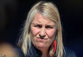 Former bank trader tom hayes and his wife, sarah tighe, in their yard in england. Emma Hayes Tries To Keep The Quadruple Hope Alive With Chelsea Ali2day