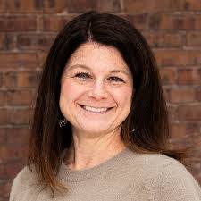 Heather Bushey's Instagram, Twitter & Facebook