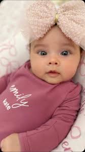 Get ready with EK while wearing @cadenlane 🎀 Use code: MAK20 to save ✨