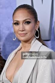 Jennifer Lopez turns 55 years old today : r/popculturechat
