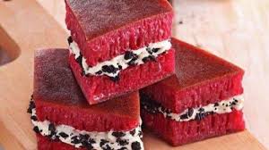 Resep cara membuat martabak coklat spesial yang lezat. Resep Makanan Martabak Manis Teflon Yang Cocok Dihidangkan Untuk Menu Berbuka Puasa Tribunnewswiki Com Mobile