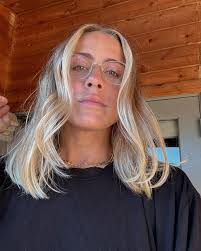 Abby Schoenfeld's Instagram, Twitter & Facebook