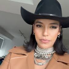 GIDDY @aliceandolivia #nyfw