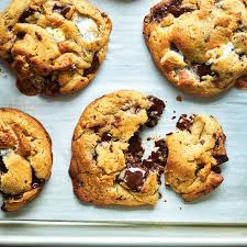 Chewy Brown Butter S Mores Cookies Ricardo Recipe In 2020 Brown Butter Cookies Chewy