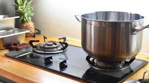 LPG Saving Tips Hacks use cylinder 15 day more from These 10 cooking style  rasoi gas bachane ke tarike sdmp | LPG Saving Tips Hacks: हर महीने नहीं  भराना पड़ेगा सिलेंडर, अपनाएं