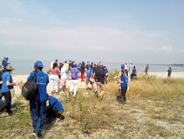 The northwestern burundi landslides were a series of rapidly occurring natural disasters in 2019. Ue Au Burundi Auf Twitter Eubeachcleanup Collecte Des Dechets Sur La Plage Du Lac Tanganyika Beatplasticpollution