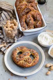 Black And White Bagel Flavor Pin On Foodies Love Fall Thanksgiving Holidays