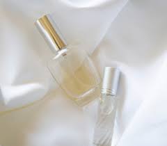 Dj kentrung terbaru asik buat tik tok title : Minyak Wangi Panduan Memilih Perfume Yang Tahan Lama