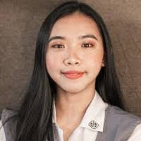 Trina Santos's Instagram, Twitter & Facebook