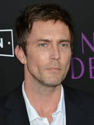 Desmond Harrington Pictures
