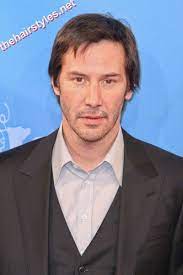 Keanu Reeves Short Layered Hairstyle Hairstyles Celebrity Hair Styles Haircuts Layered Hair Short Hair With Layers Keanu Reeves