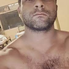 Hello 🤩 If there are girlies wants to hangout around LA and make content ,  maybe should say hi 💋