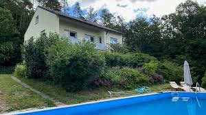 31 häuser zum kauf in bamberg auf immobilo.de ✓ egal ob reihenhaus, einfamilienhaus oder stadtvilla ✓ mit immobilo.de das traumhaus finden und kaufen! Haus Zum Verkauf Waldstrasse 20 96135 Stegaurach Bamberg Kreis Mapio Net