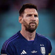 I'd rather be a good person than be the best player in the world." - Lionel  Messi 🎙️