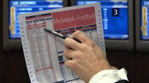 It is simply because of the convenience which the betting activity. Simple Ways To Bet On Football Learn All About It