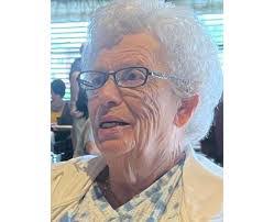 Amanda Hepler's Instagram, Twitter & Facebook