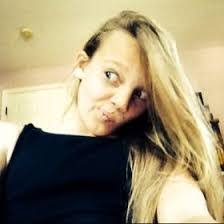 Abigail Squires's Instagram, Twitter & Facebook