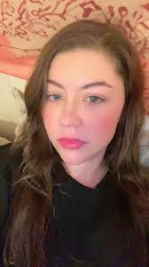 Brianna Redding's Instagram, Twitter & Facebook