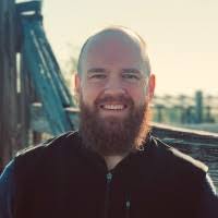 800+ "Siems" profiles