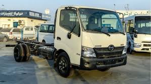 Hino motors, ltd., commonly known as hino, is a japanese manufacturer of commercial vehicles and diesel engines (including those for trucks, buses and other vehicles) headquartered in hino, tokyo. New And Used Hino For Sale In Dubai Uae Dubicars Com