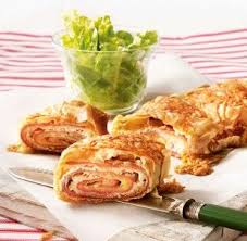Das Rezept Fur Blitzstrudel Mit Schinken Und Kase Und Weitere Kostenlose Rezepte Auf Lecker De Rezepte Lecker Kochrezepte