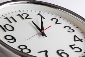 Januar die sonne erst gegen halb zehn uhr auf und gegen 17.30 uhr unter. Nicht Vergessen Sommerzeit Endet Am 25 Oktober 2020