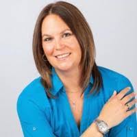 Paula Shaver's Instagram, Twitter & Facebook