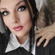 Using bucket method to clear well water in pool