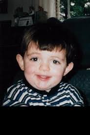 Kelly Thibeault's Instagram, Twitter & Facebook