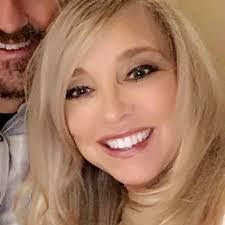 Tracy Conant's Instagram, Twitter & Facebook