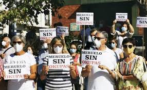 Okupas fue una miniserie de televisión argentina de género dramático escrita y dirigida por bruno stagnaro, producida por ideas del sur y transmitida originalmente entre octubre y diciembre de 2000 en el canal 7 de la ciudad de buenos aires. La Coordinadora Meruelo Sin Okupas Pide A Los Grupos Del Parlamento Su Amparo El Diario Montanes