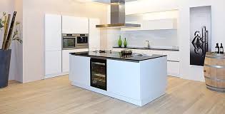 Dan Kuchen Mit Kochinsel Google Suche Kitchen Island Storage Kitchen Design Kitchen Island With Seating