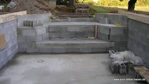 Dein wunschprodukt bequem von zuhause aus vergleichen und kräftig sparen. Romertreppe Pooltreppe Im Schwimmbecken Pool Selber Bauen De